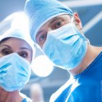 Cirurgia por implante sem corte